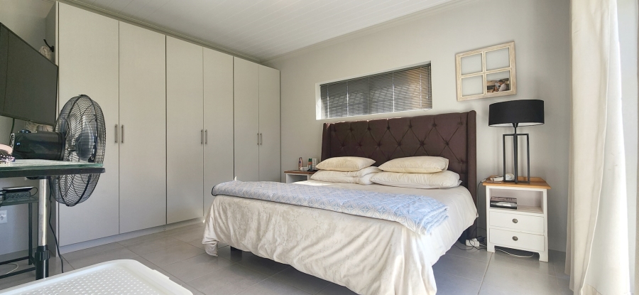 3 Bedroom Property for Sale in Oceanview Heights Western Cape